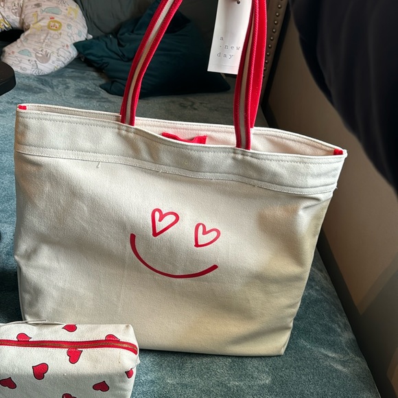A new day bag - Picture 2 of 4